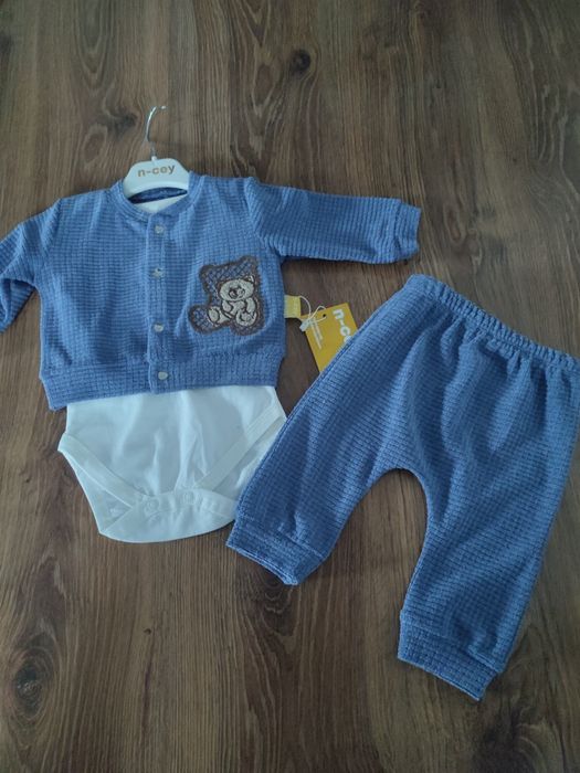 Śliczny komplet dla chłopca 68/74