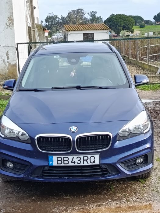 Troco BMW 216 7 lugares