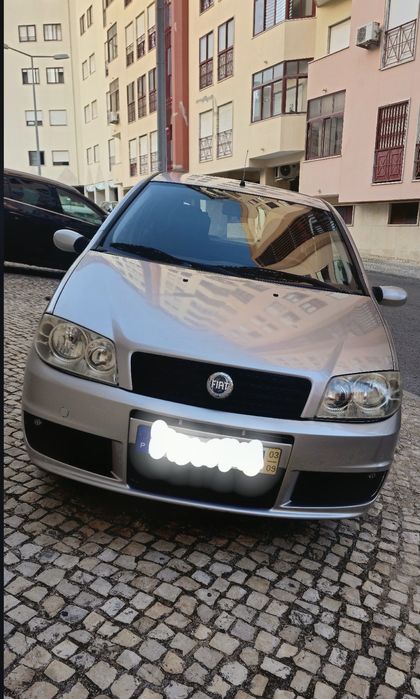 Fiat Punto 188 Restyling 1.4 Sport 95cv foto 2