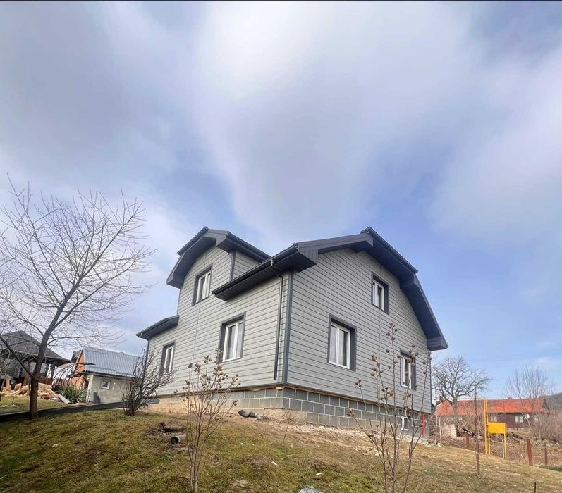 Покрівельні роботи фасадні роботи монтаж парканів каркасне будівництво