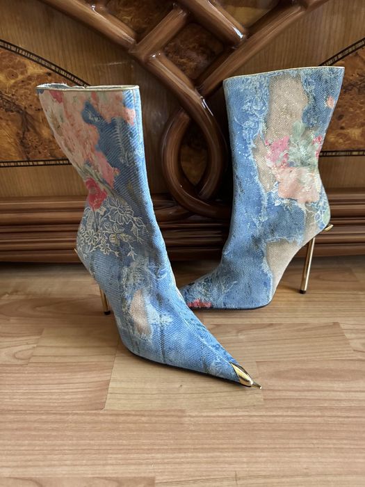 Продаю женскую обувь