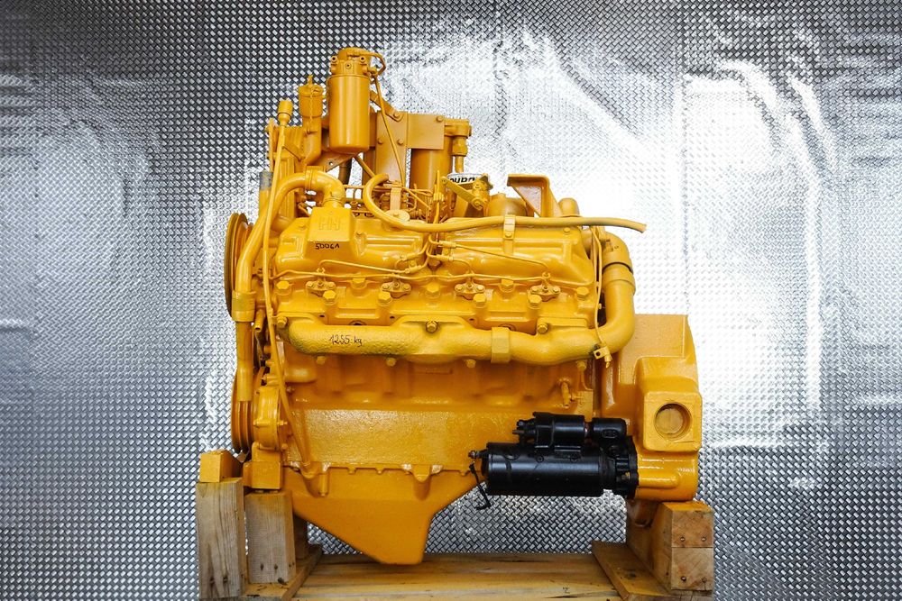 Silniki spalinowe do maszyn budowlanych - Harvester DVT-573 HSW V8