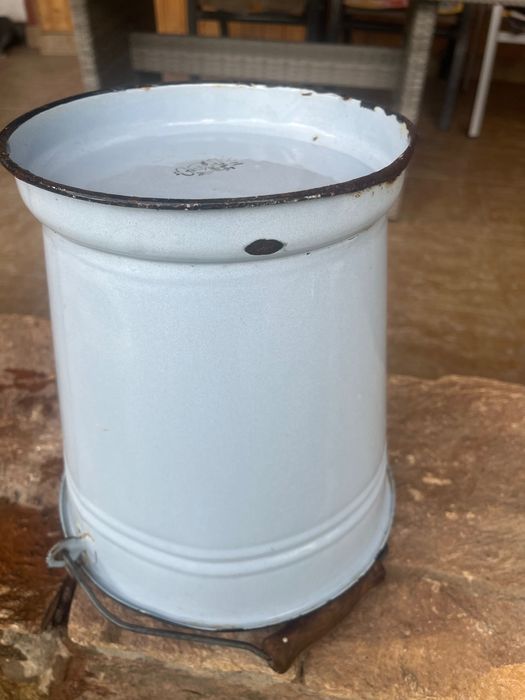 Emalerowzne wiaderko