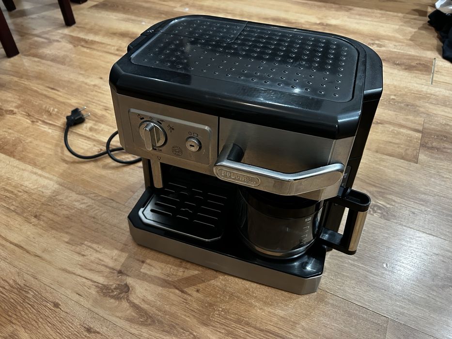 Ekspres do kawy combo Delonghi BCO420