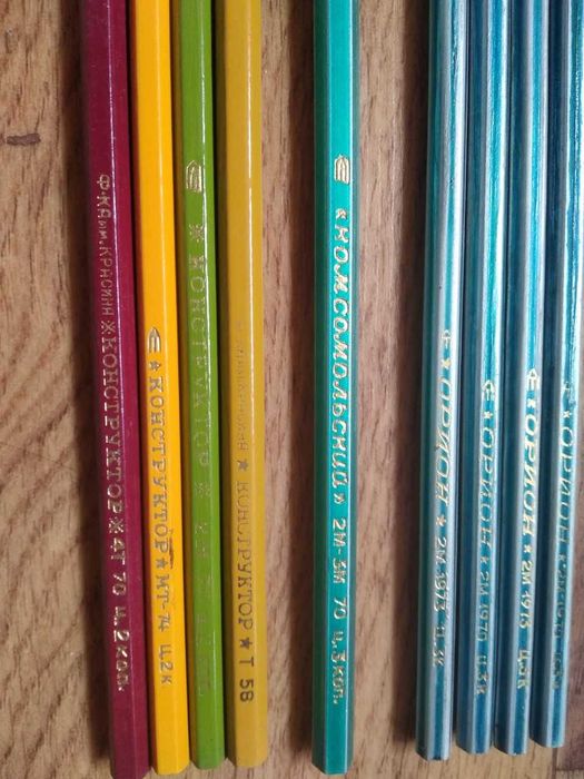 Карандаши СССР разные