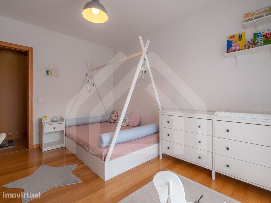 Apartamento T3 | Com sótão | Alqueves