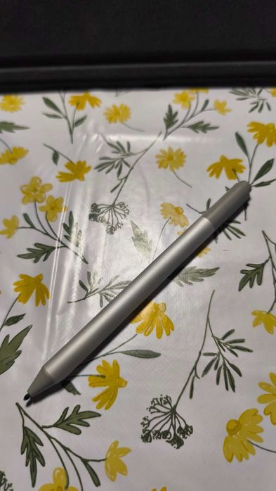 Surface Go 2 128G + microSDXC 256G - 8G RAM teclado e caneta Microsoft