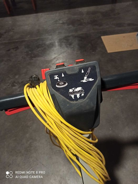 Máquina de lavar chão elétrica