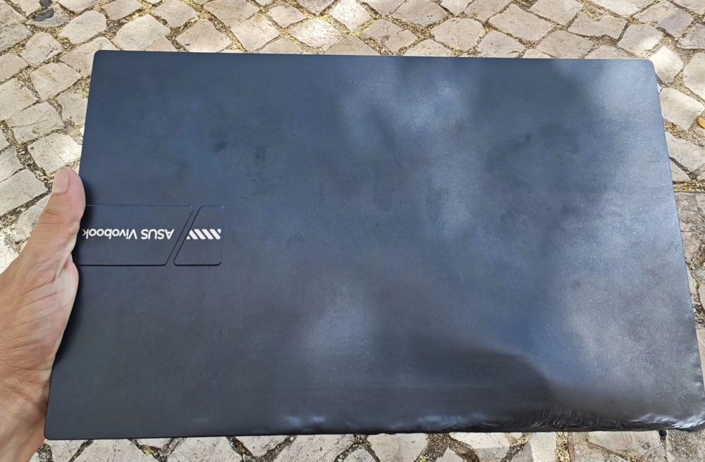 Portátil ASUS Vivobook [Processador /  Ryzen 7 / Octacore ] [Memória RAM]24GB [Armazenamento]512GB SSD