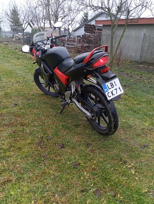 * Honda CBR 125 *
