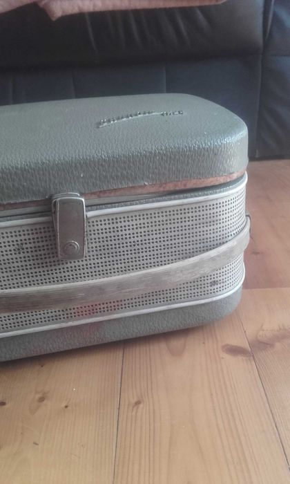 Zabytkowy magnetofon szpulowy Grundig tk 24
