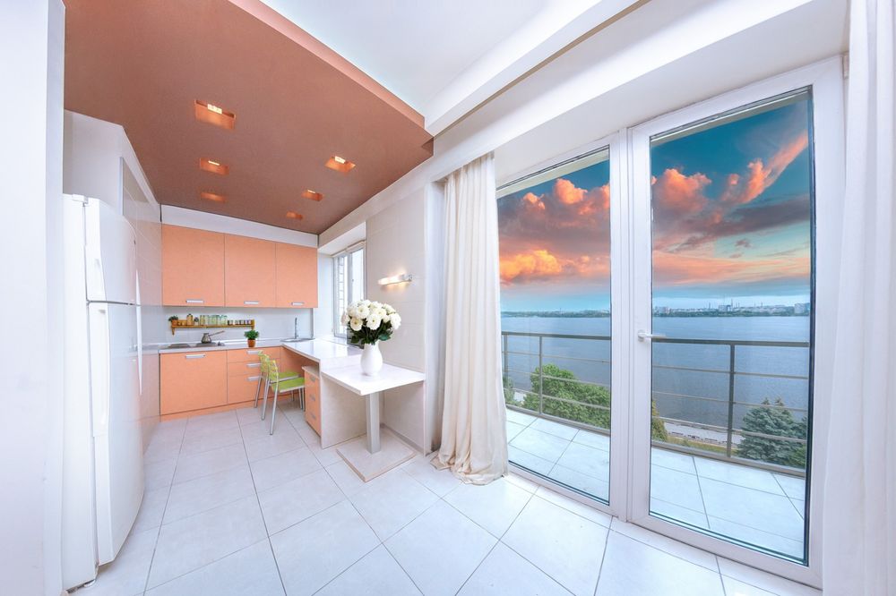 Квартира подобово, погодинно 2 кв на набережній центр міста