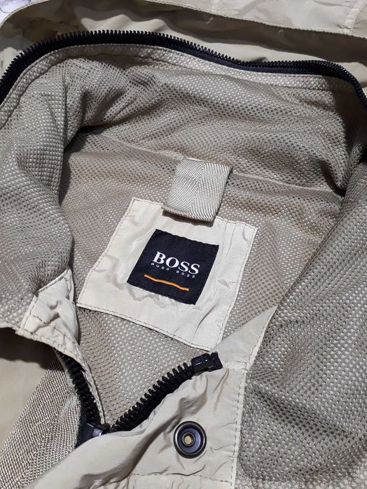 Вітровка Hugo Boss куртка розмір 52 L-XL
