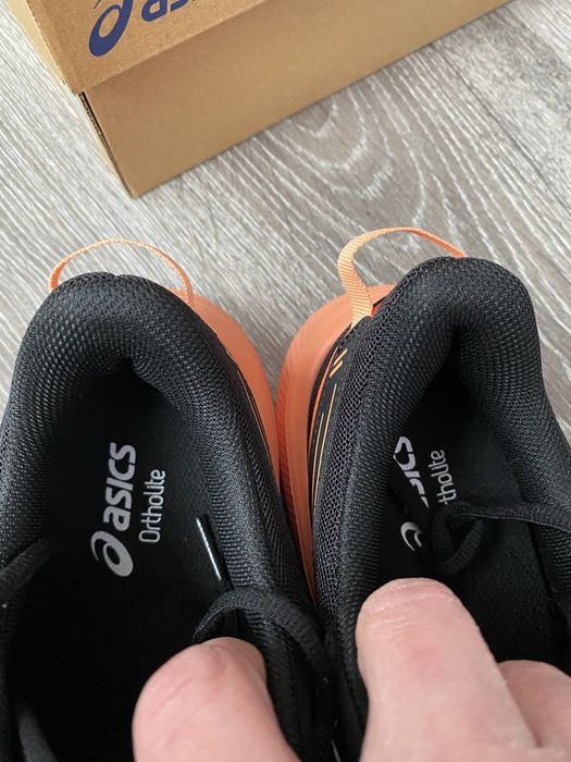 Asics Оригинальные Новые Кроссовки