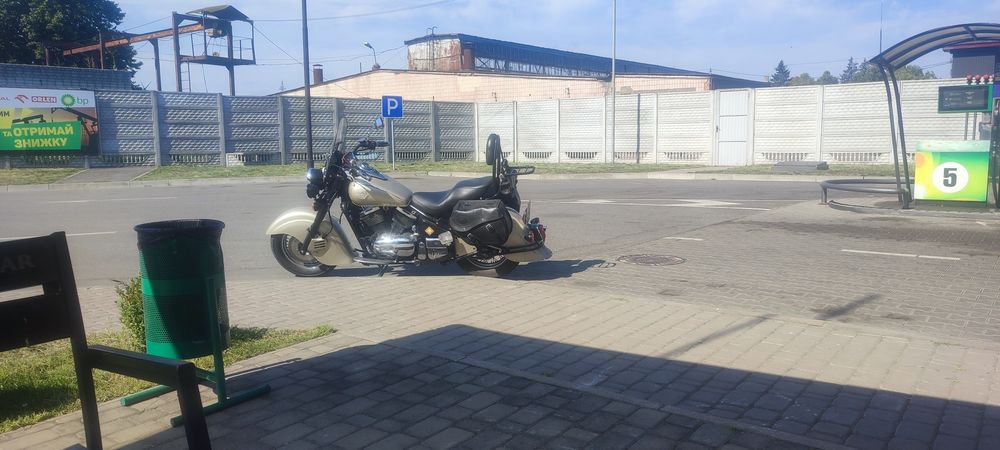 Kawasaki Vulcan vn800 Drifter