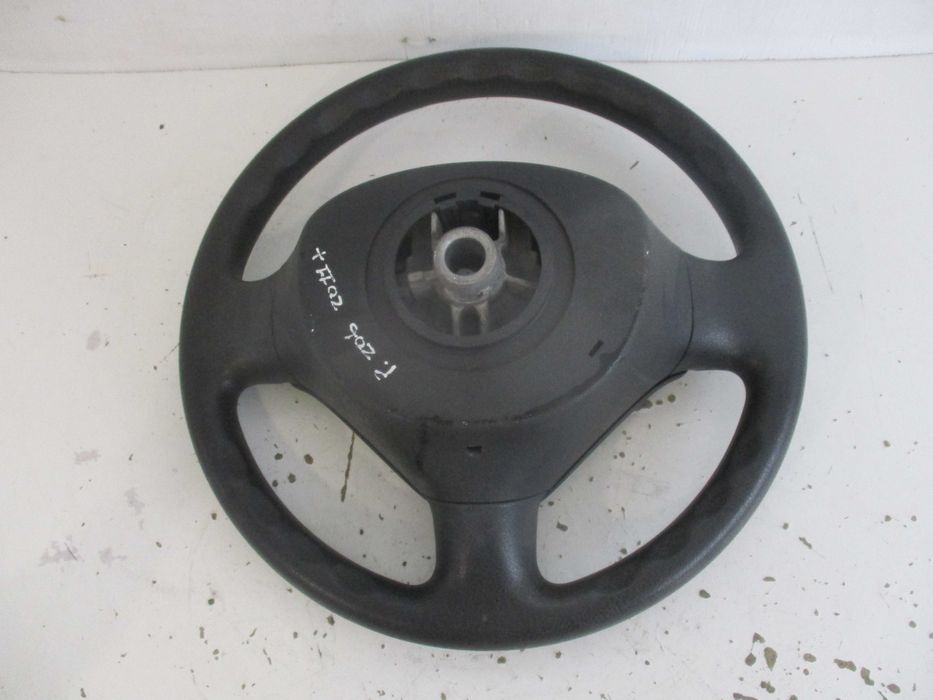 Volante Peugeot 206 + 2011