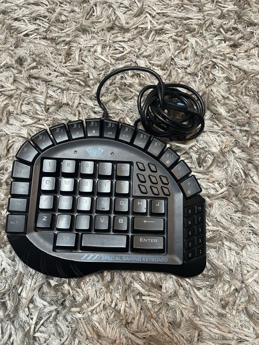 Klawiatura gamingowa AULA Excalibur SI-881.