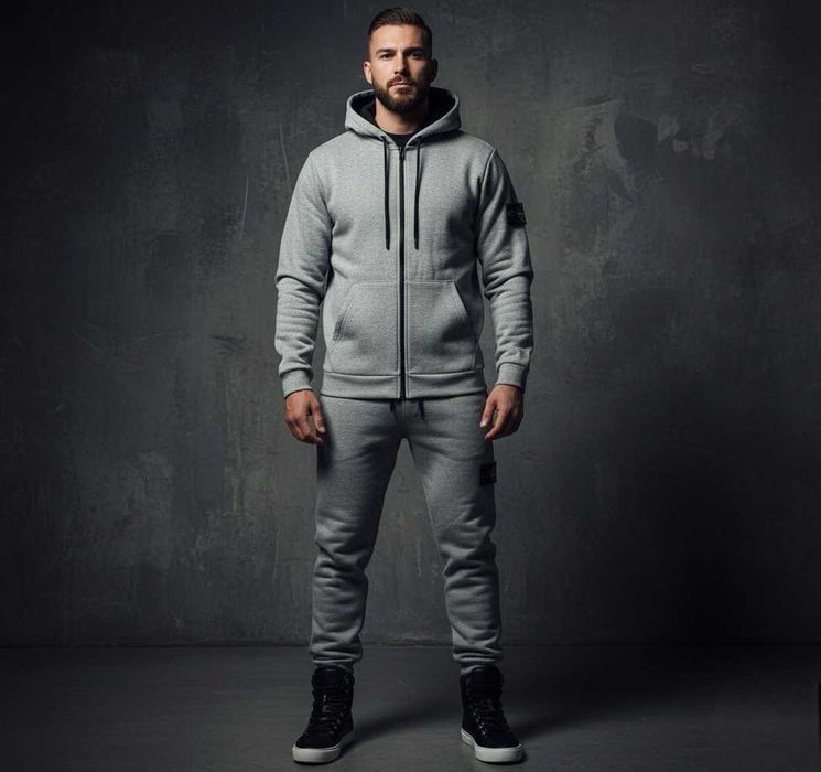 Зимовий чоловічий спортивний костюм з капюшоном