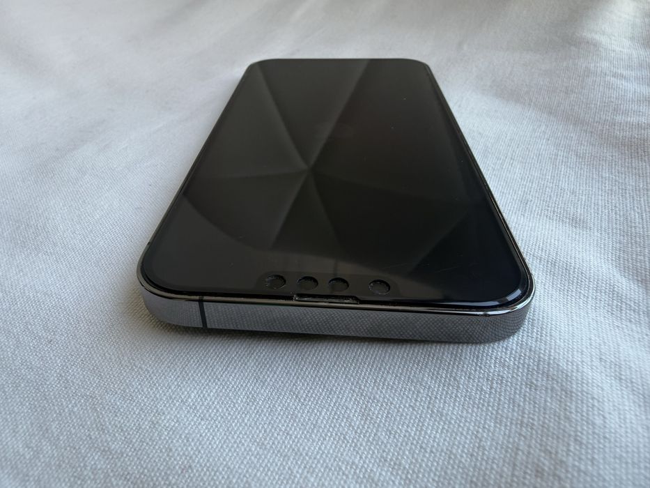 iPhone 13 Pro Max 128GB – Excelente estado + Proteções novas