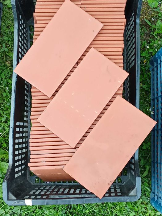Płytki klinkierowe 20 x 10  w ilości 15,8 m2