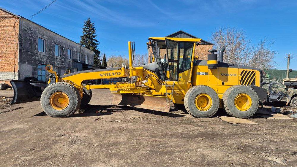 Автогрейдер VOLVO G 990