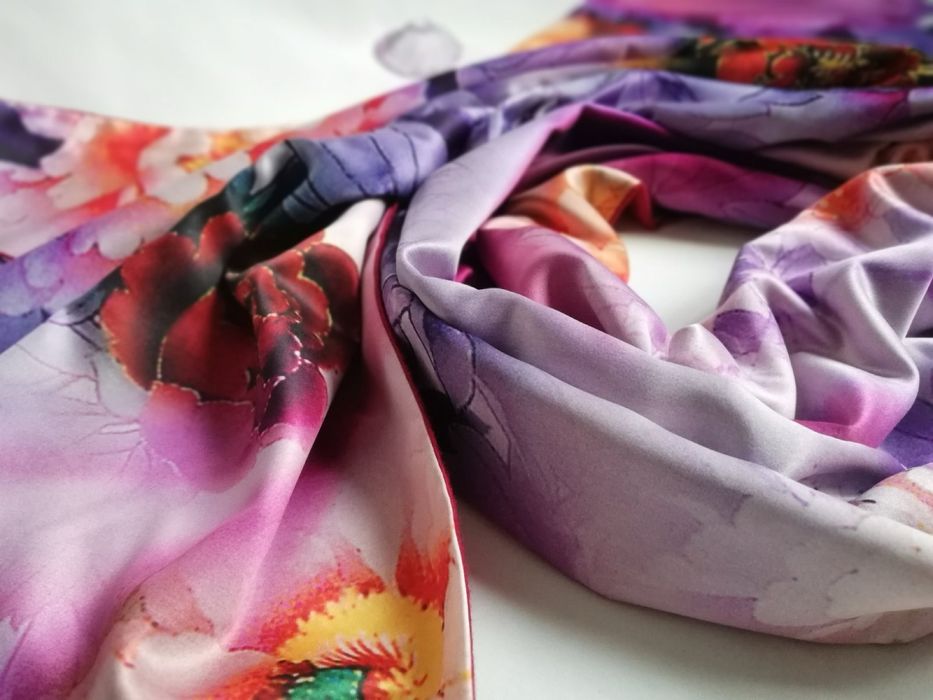 Шикарний шовковий двосторонній шарф