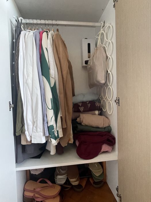 Cama alta reversível GASPAR com secretária e roupeiro