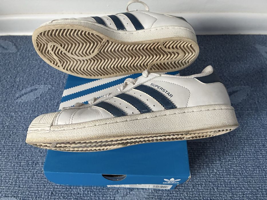 Adidas superstar białe z granatowymi paskami rozm. 37 1/3
