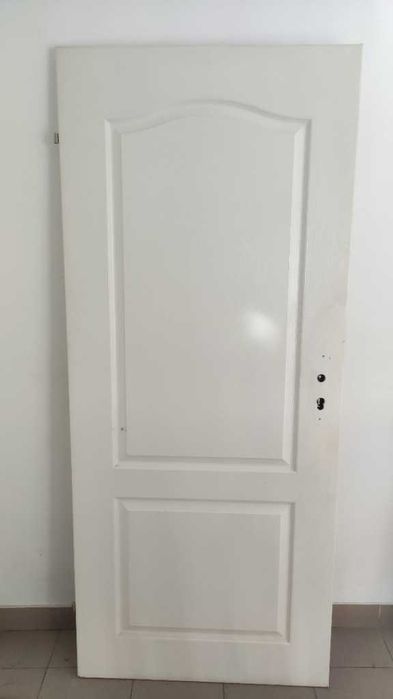 Drzwi wewnętrzne PORTA m. LONDYN 80 lewe + prawe białe słoje