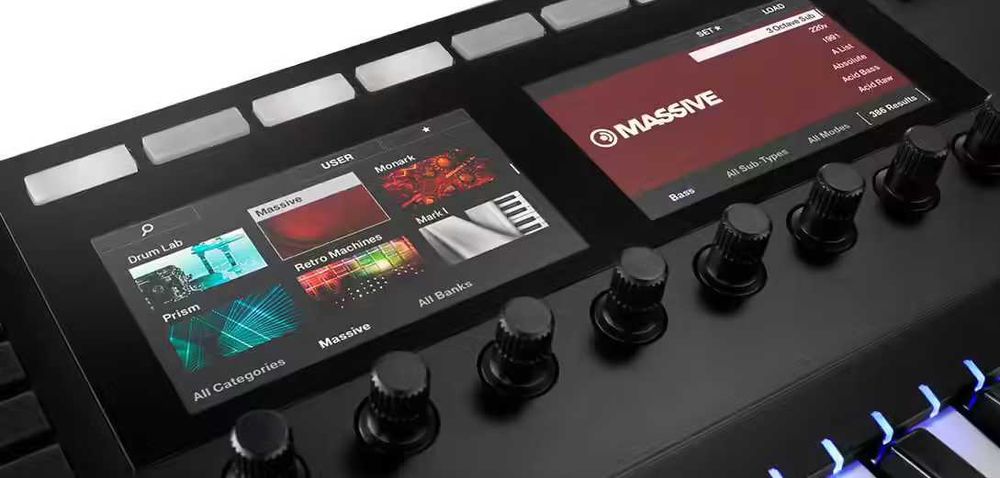 Teclado Komplete Kontrol S88 MK2 + Suporte Roland KS-10Z