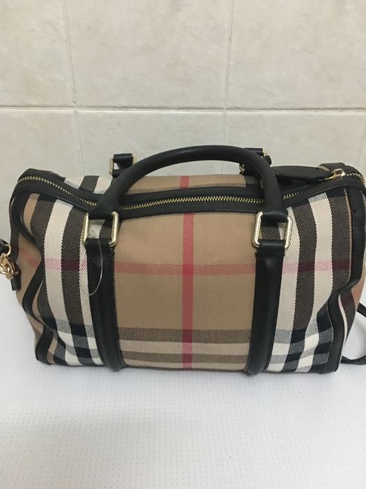 Новая Сумка женская Burberry