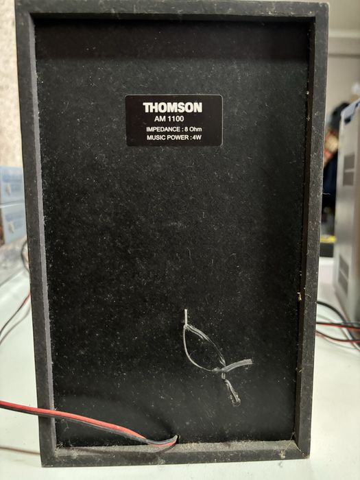 Sistema de som Cassetes/Cd’s - Thompson