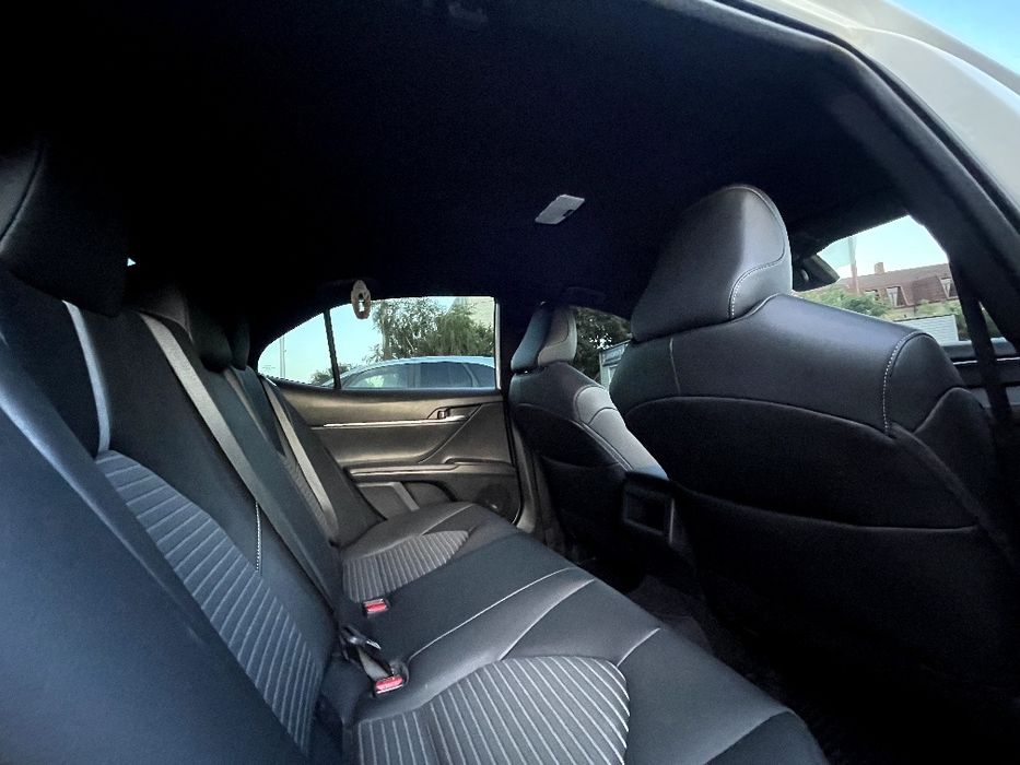 Toyota Camry SE 2023 Hybrid