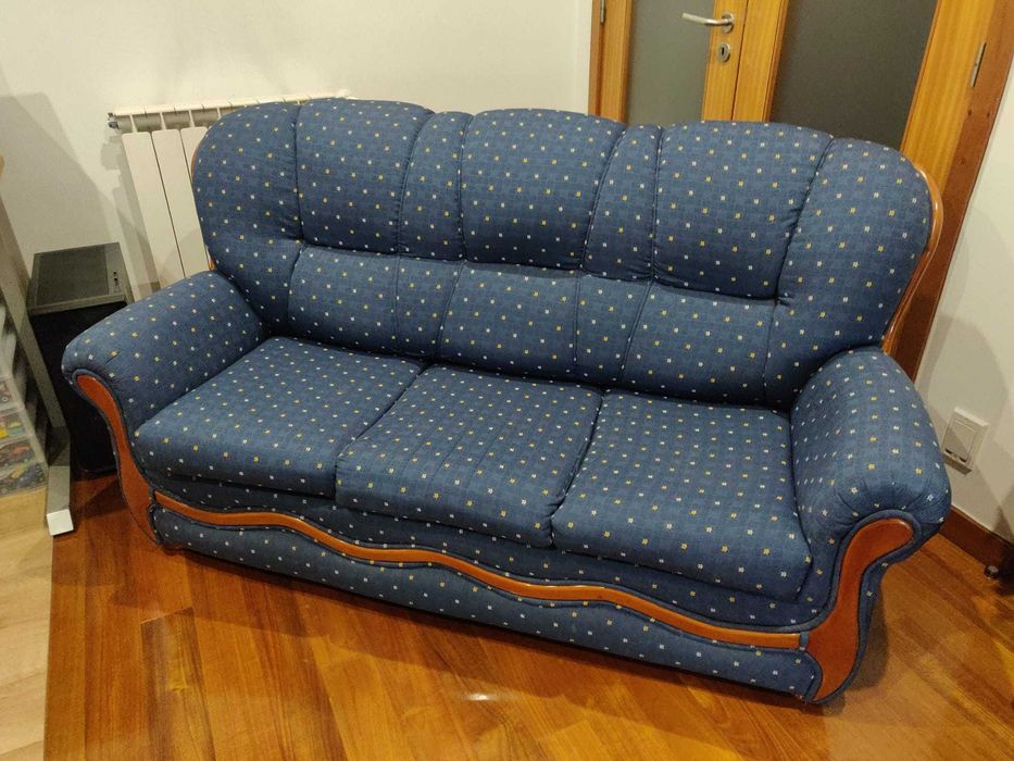 Conjunto de sofá de 3 lugares e 2 cadeirões