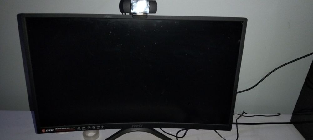 Setup Gamer Completo + Volante e Pedais – Preço Negociável