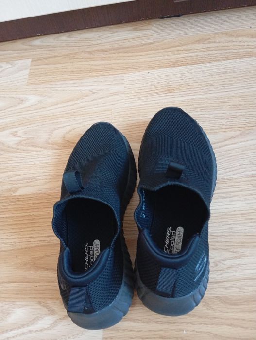 Кроссовки  skechers, кроссовки на физкультуру, кроссовки