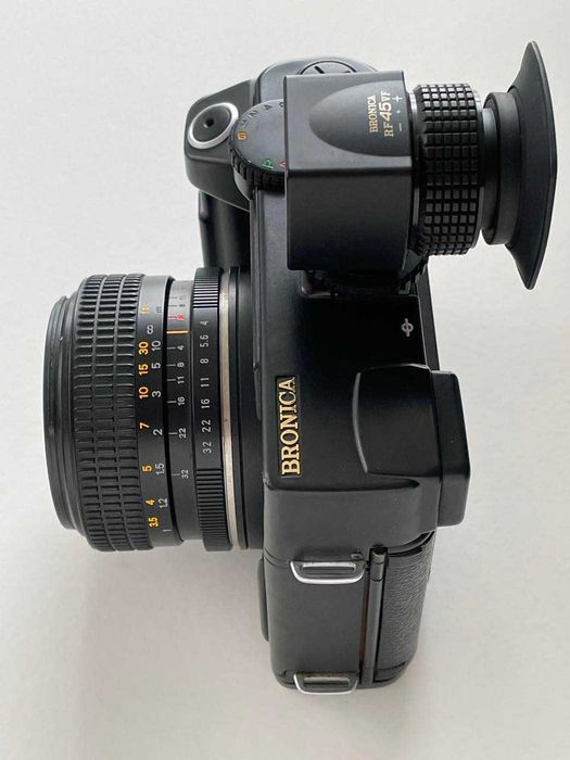 BRONICA 645 RF + Zenzanon 1:4 F 45mm + Wizjer zewnetrzny
