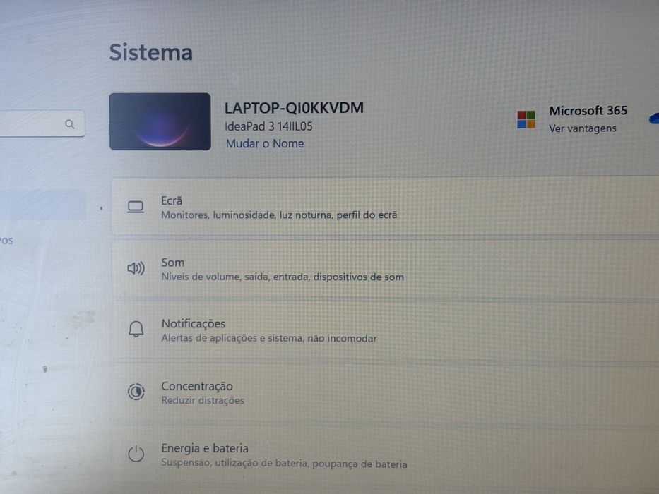 Lenovo Intel Core i5.