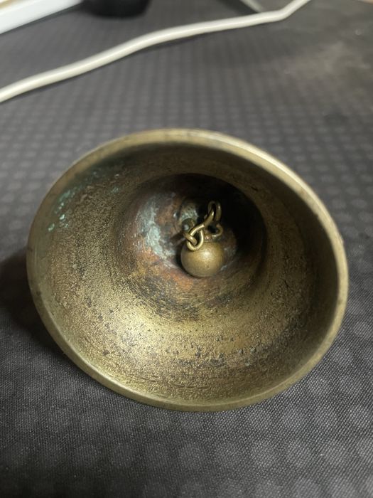 Sino antigo de bronze