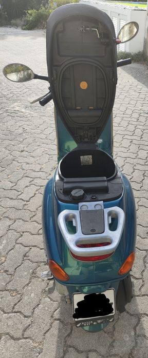 Scooter Vespa Piaggio ET4 125cc (M04)