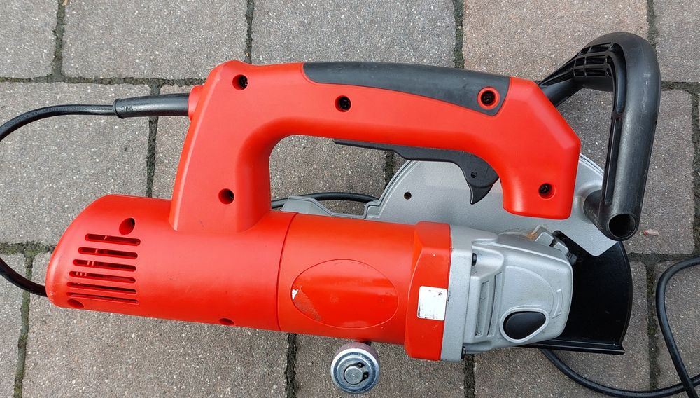Bruzdownica Einhell TC-MA + walizka gratis