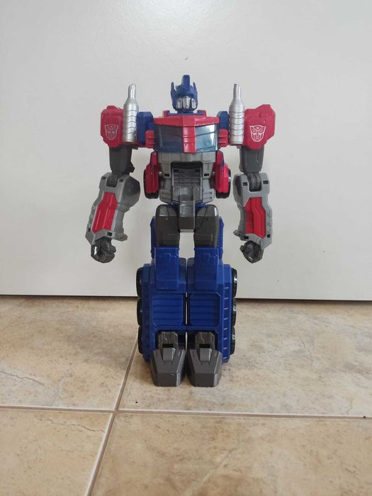 Transformers Optimus Prime, figura de ação interativa