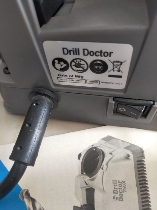 Ostrzałka do wierteł Tivoly Drill Doctor 500