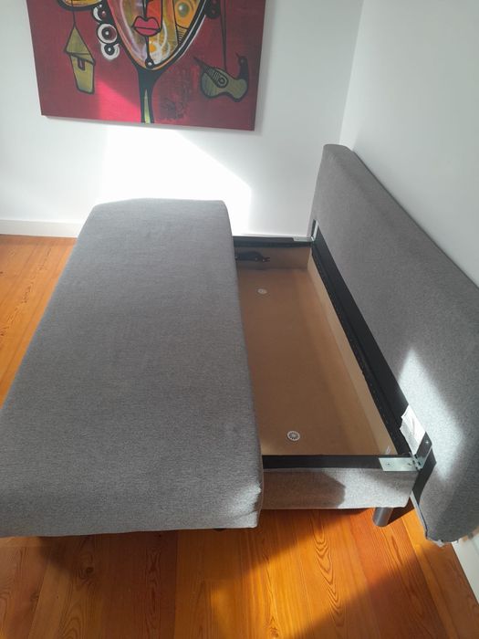 Sofa Cama Cinzento 190cm X 83cm usado em bom estado