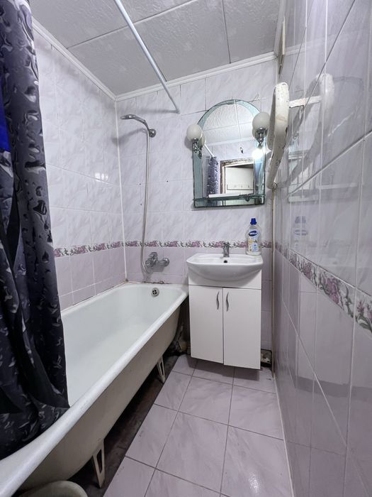 Продаж 1-кімнатної квартири проспект Романа Шухевича, 28-А Дніпровський