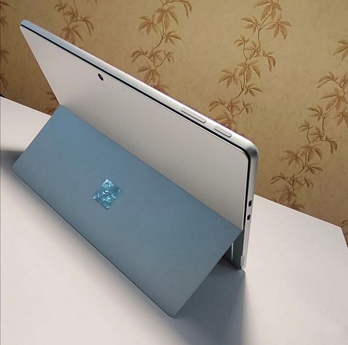 Microsoft Surface Pro 11 for Business  Intel Core Ultra 7  на  16/512GB