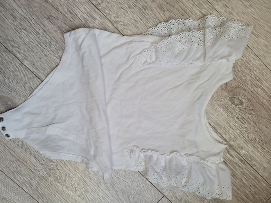 Białe body r.146 lub  r.134