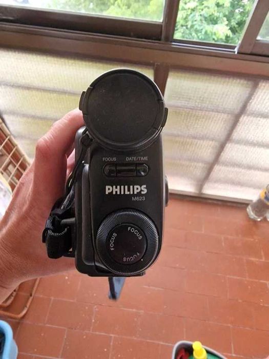 Câmara de video Vhs-C Philips não testada
