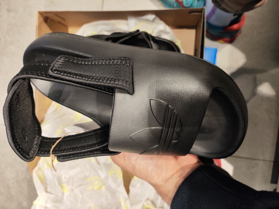 Adidas Adifom Adilette J preta