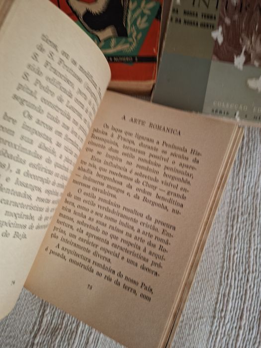 Três livros da antiga Coleção Educativa